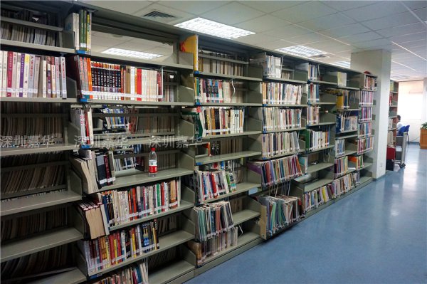 图书馆 (2)
