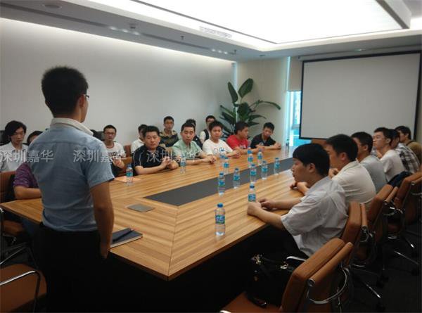 深圳嘉华JT20班学员参观拓保软件公司